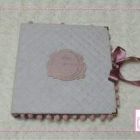 Livro do Bebê Baby Luxo Camurça Pompom Original Paper 