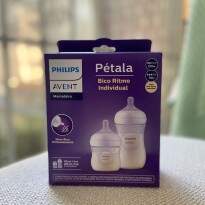 Kit Duplo Mamadeiras Pétala 125ml e 260ml Avent 