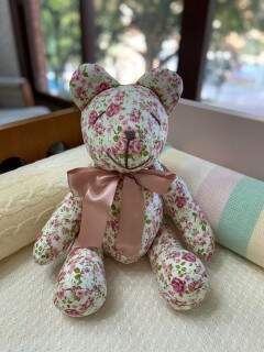 Urso Floral Rosa e Verde