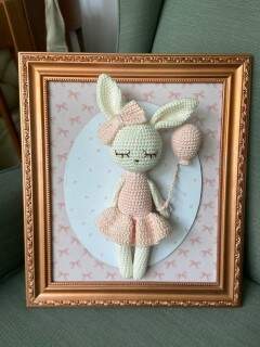 Quadro Amigurumi Coelhinho Balões 58.021 Coração de Mãe